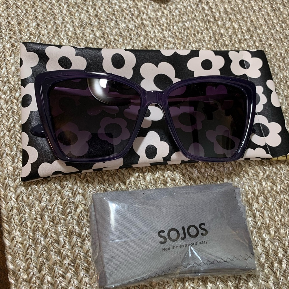 NWOT SOJOS Women’s Violet Sunglasses - Picture 3 of 6